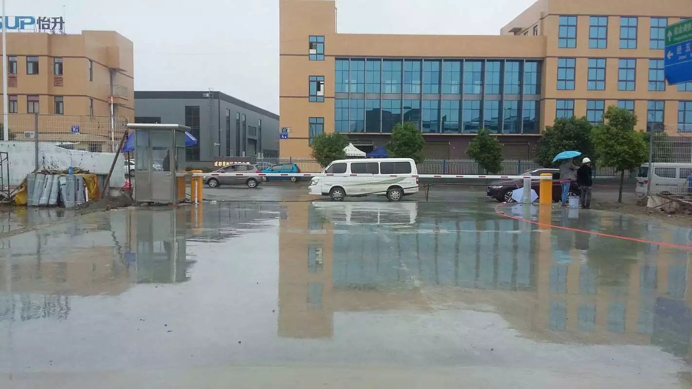 泉州泉州成都市物流公司道闸